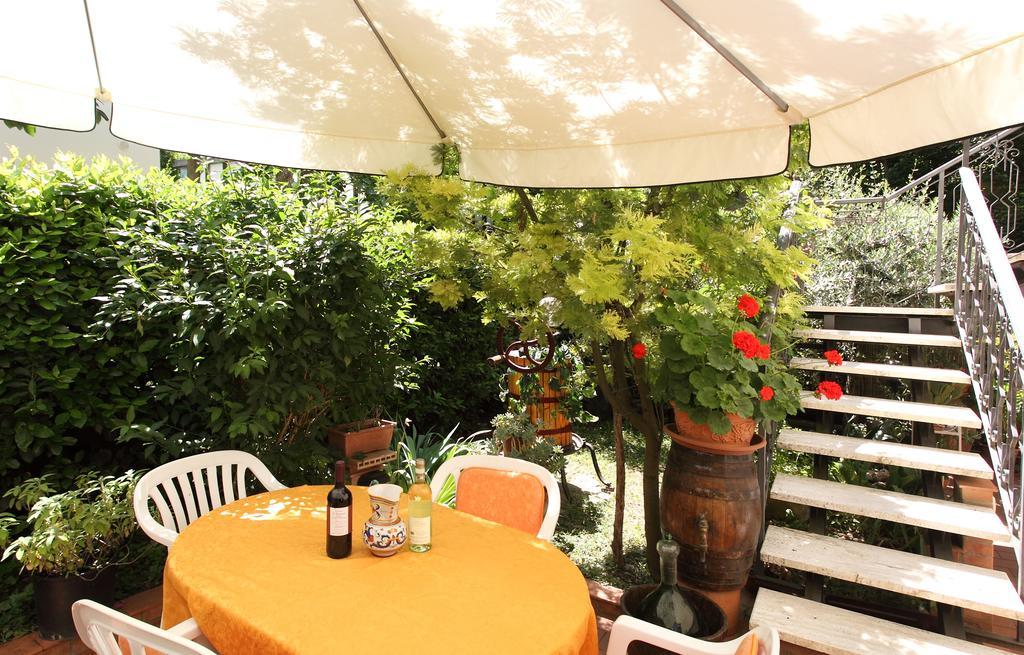 Primettahouse Hotel San Gimignano Ruang foto